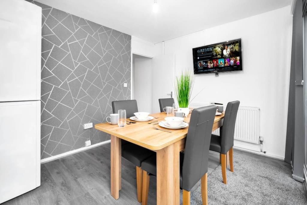 Jlr,Nec,B'Ham Airport,Entire House,Wi-Fi,Netflix Villa Birmingham Eksteriør bilde